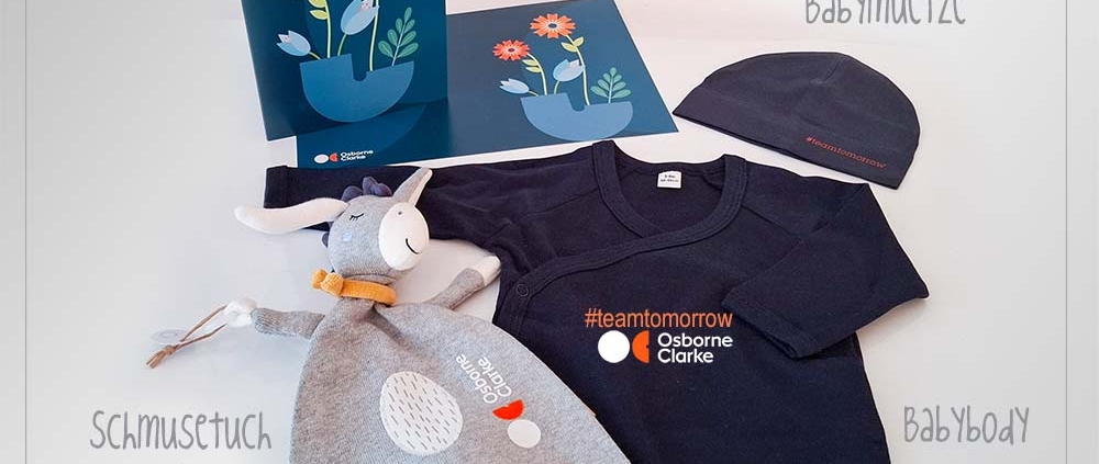 Baby geschnekset mit Logo als Mitarbeitergeschenk